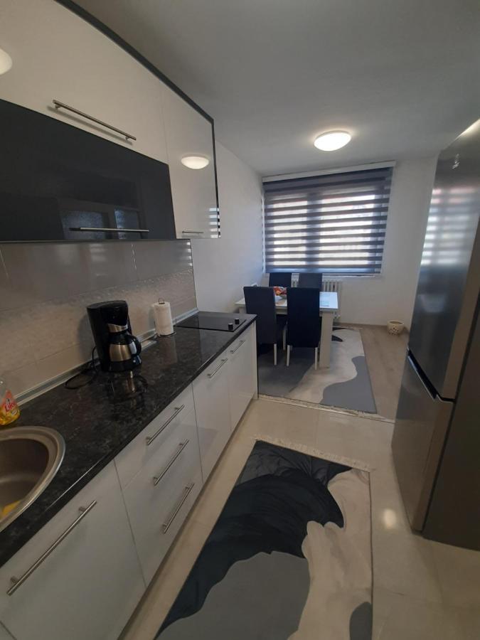 Great Apartment Adi Сараево Экстерьер фото