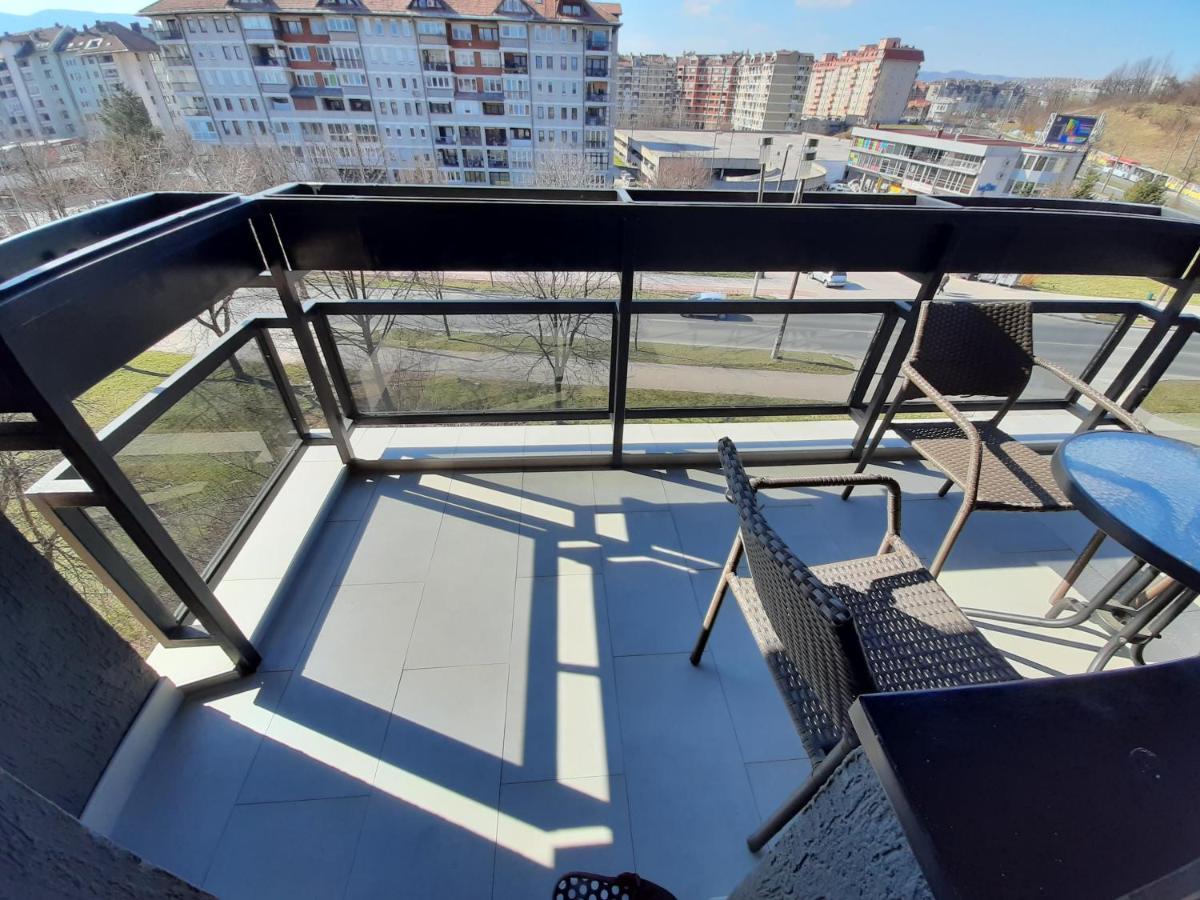 Great Apartment Adi Сараево Экстерьер фото