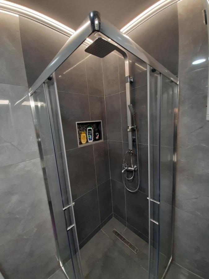 Great Apartment Adi Сараево Экстерьер фото